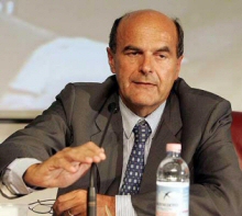 ministro_bersani,Adusbef: "Mutui: La Repubblica delle banche rende abissale la distanza tra classe politica e cittadini."